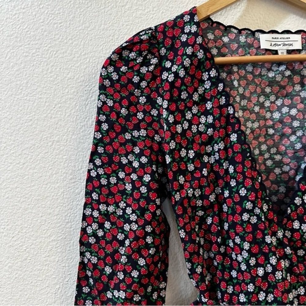 & Other Stories Red Strawberry Floral Printed Long Sleeve Wrap Blouse Size 0 - Picture 3 of 10